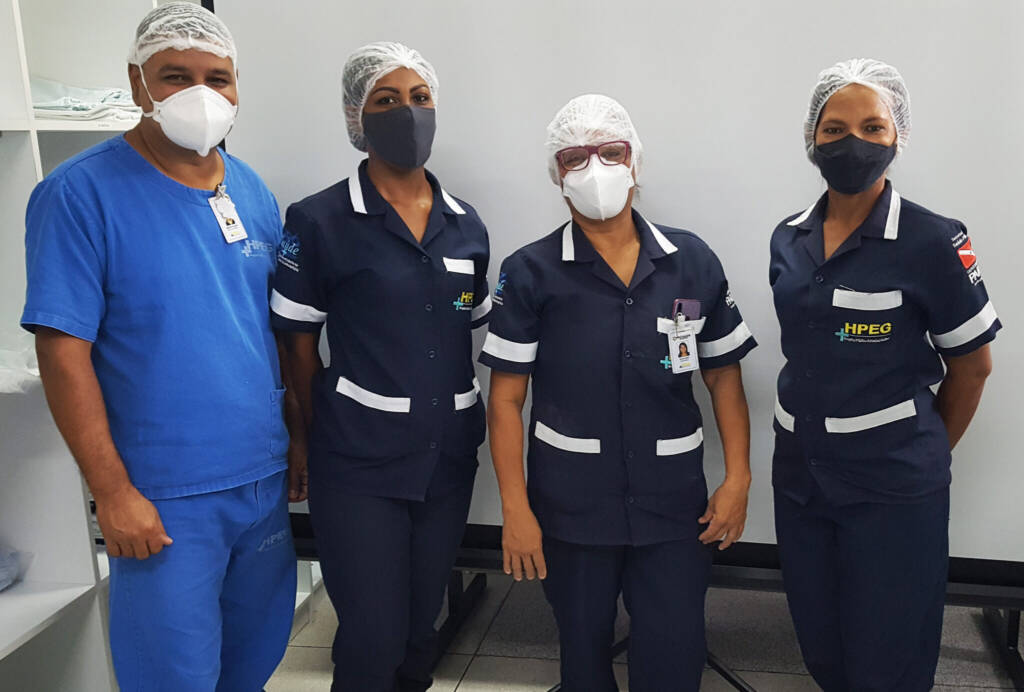 Equipe de higienização do HPEG